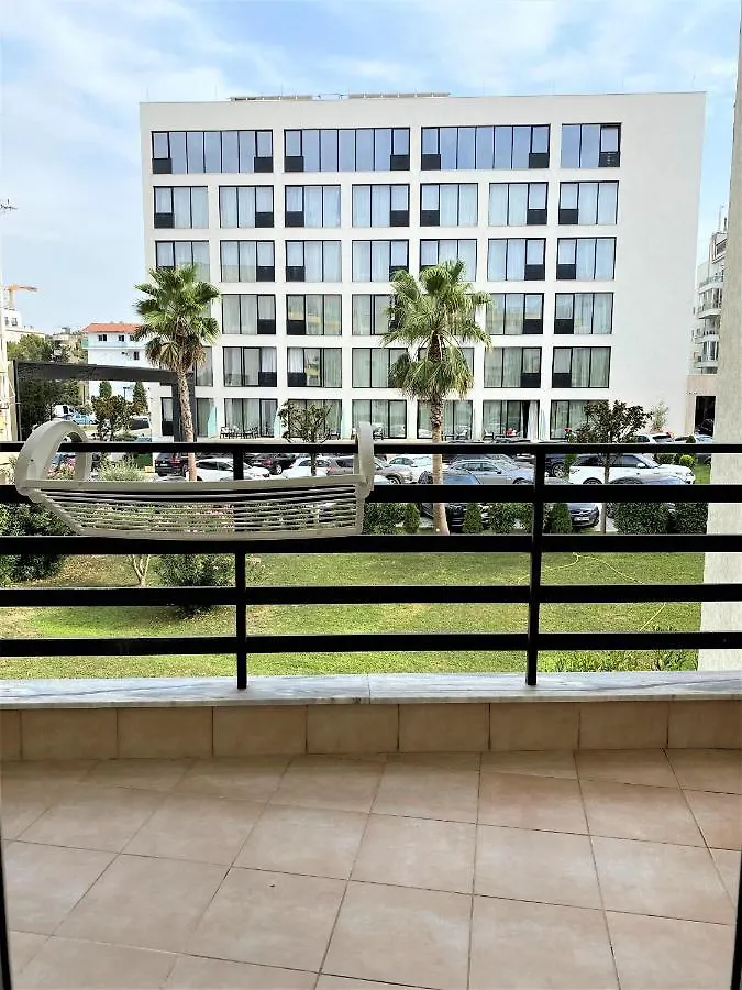 Family-Friendly Apartments Next To Premium Beach Hotel, Golem Golem